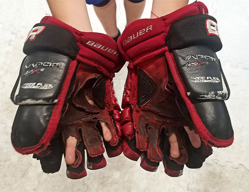 Bauer Vapor APX2 Gloves