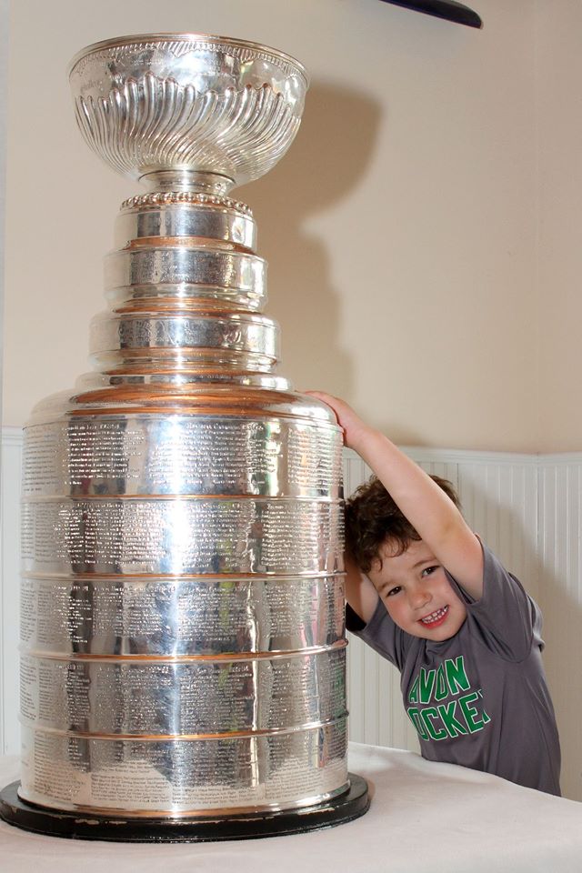 Henrik Rutsch hoists the Stanley Cup