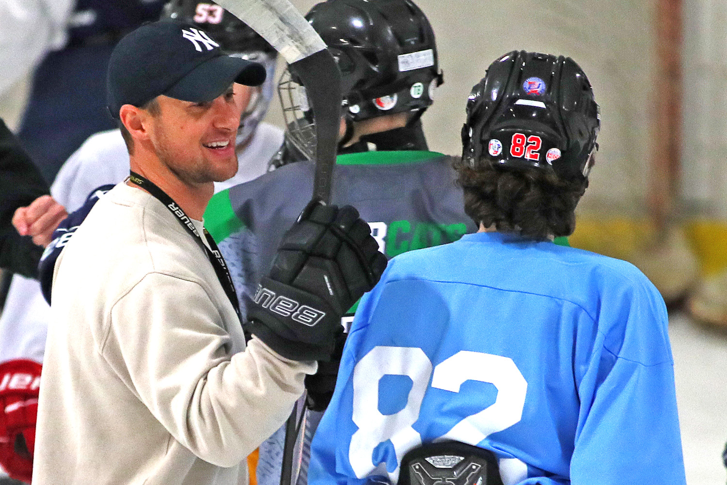 Duncan Rutsch and iTrainHockey's Sean Walker class=