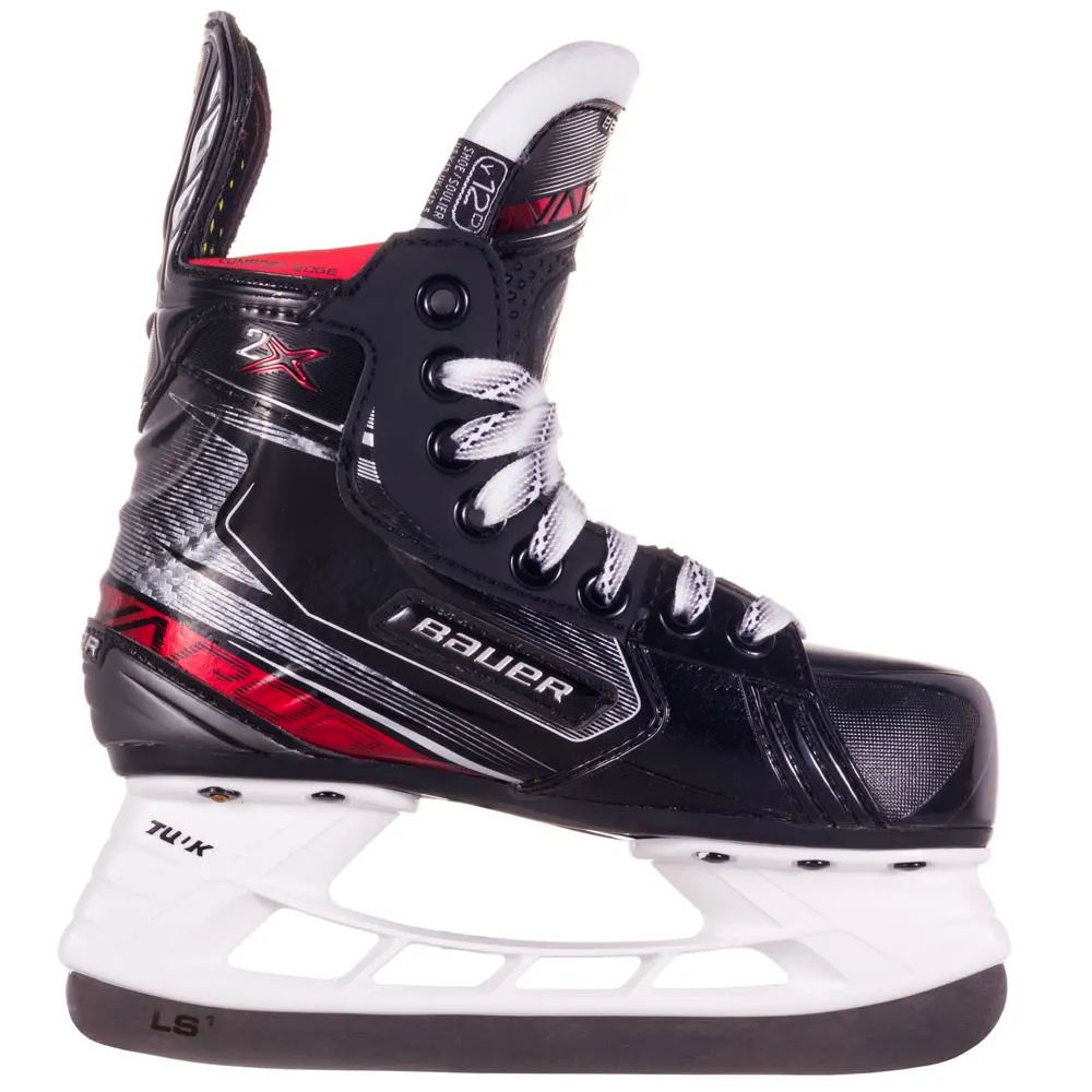 Bauer Vapor 2X - our skate of choice.